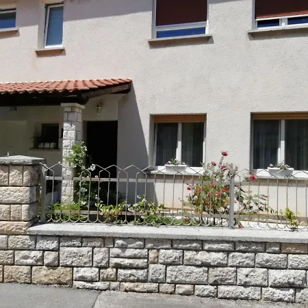 Jadranka Ivana * プーラ